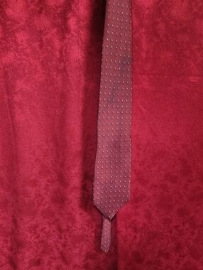 bill blass Burgundy Tie with Small Silver Dots